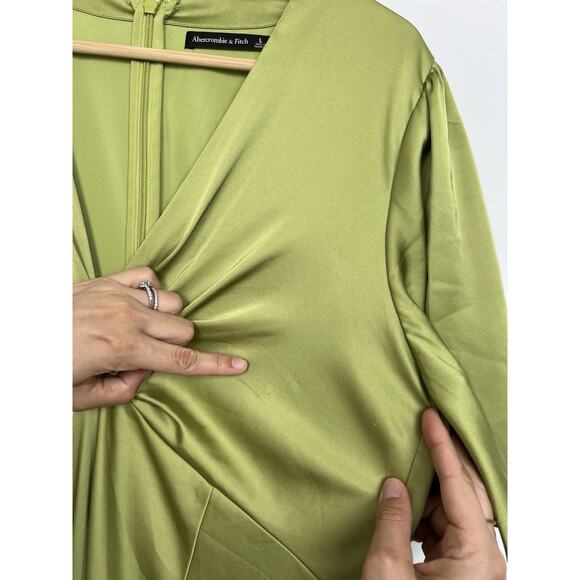 Abercrombie & Fitch L Green Satin Angel Flutter Sleeve Wedding Guest Maxi Dress - Picture 11 of 13